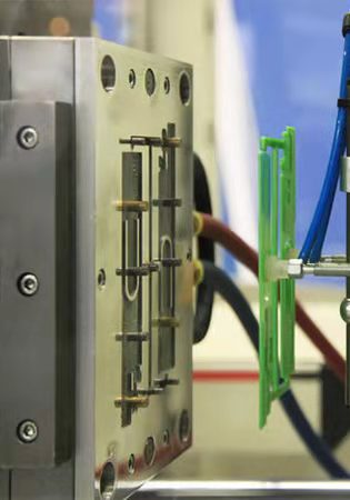 与好的注塑模具厂家合作可以带来哪些便利